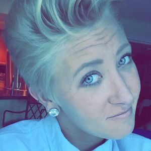 Meet your Posher, Lindsey